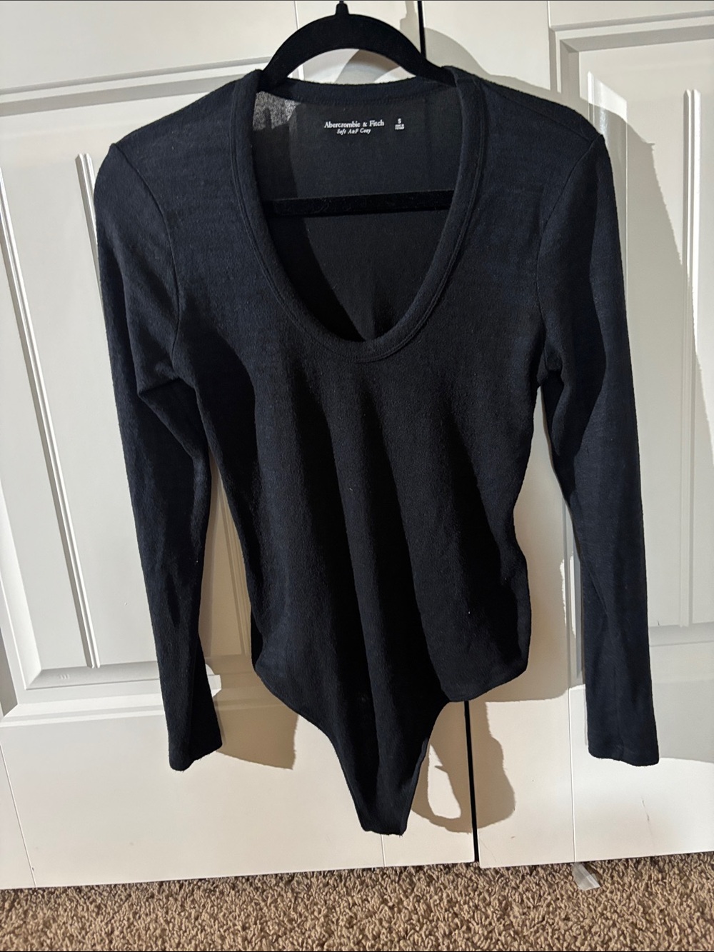 Abercrombie & Fitch Black Long-Sleeve Scoop Bodysuit